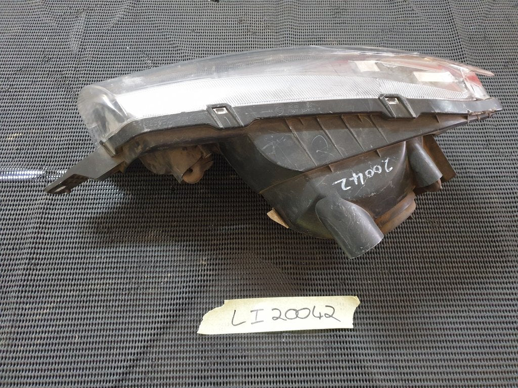 Renault Kwid Right Headlight