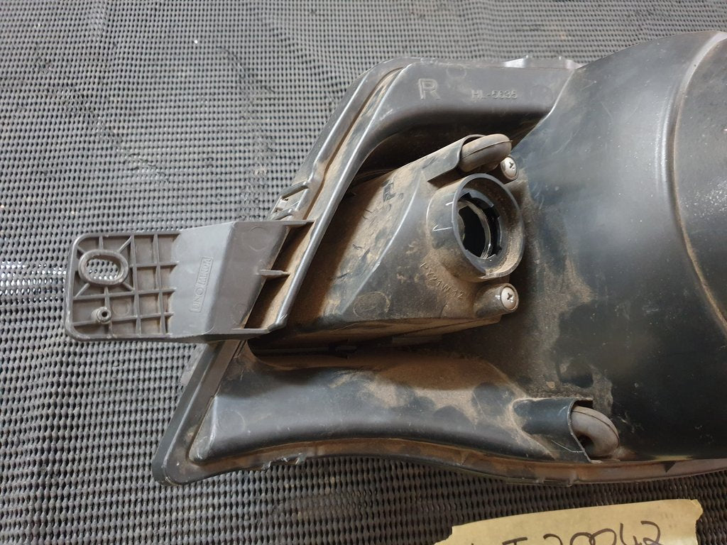 Renault Kwid Right Headlight
