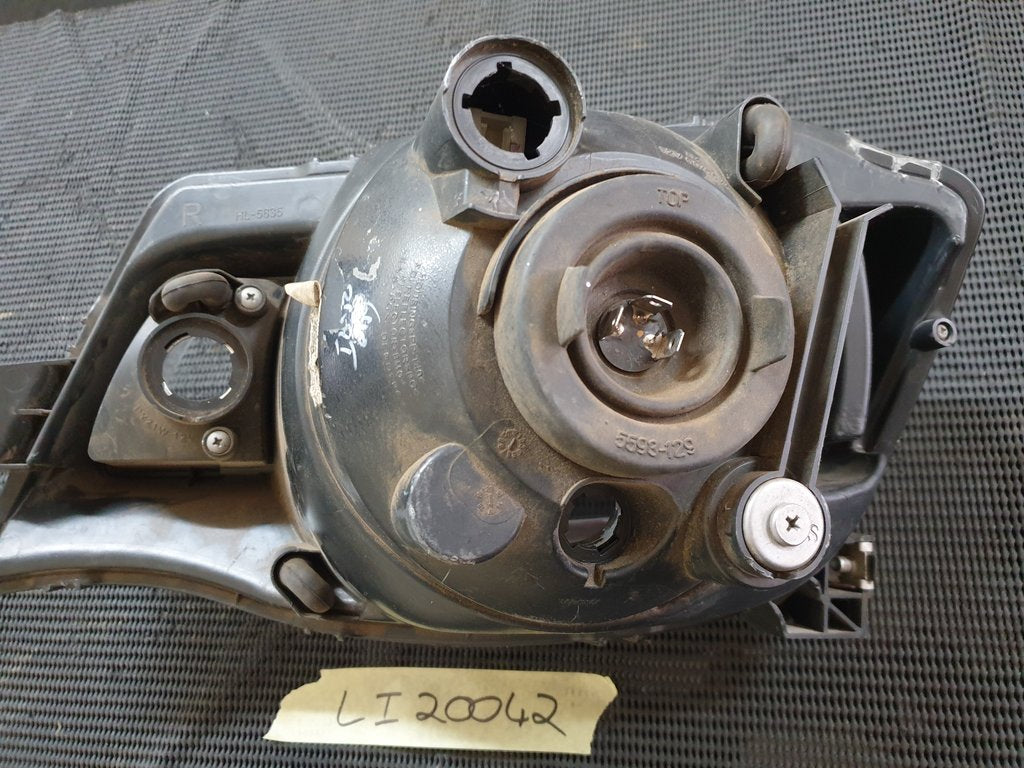 Renault Kwid Right Headlight