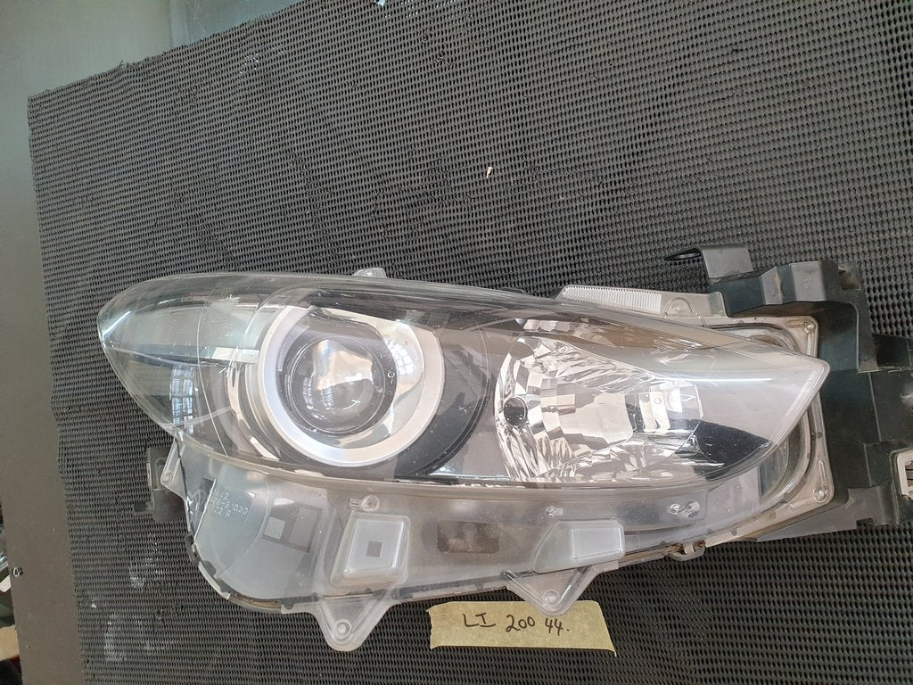 Mazda 3 Right Headlight