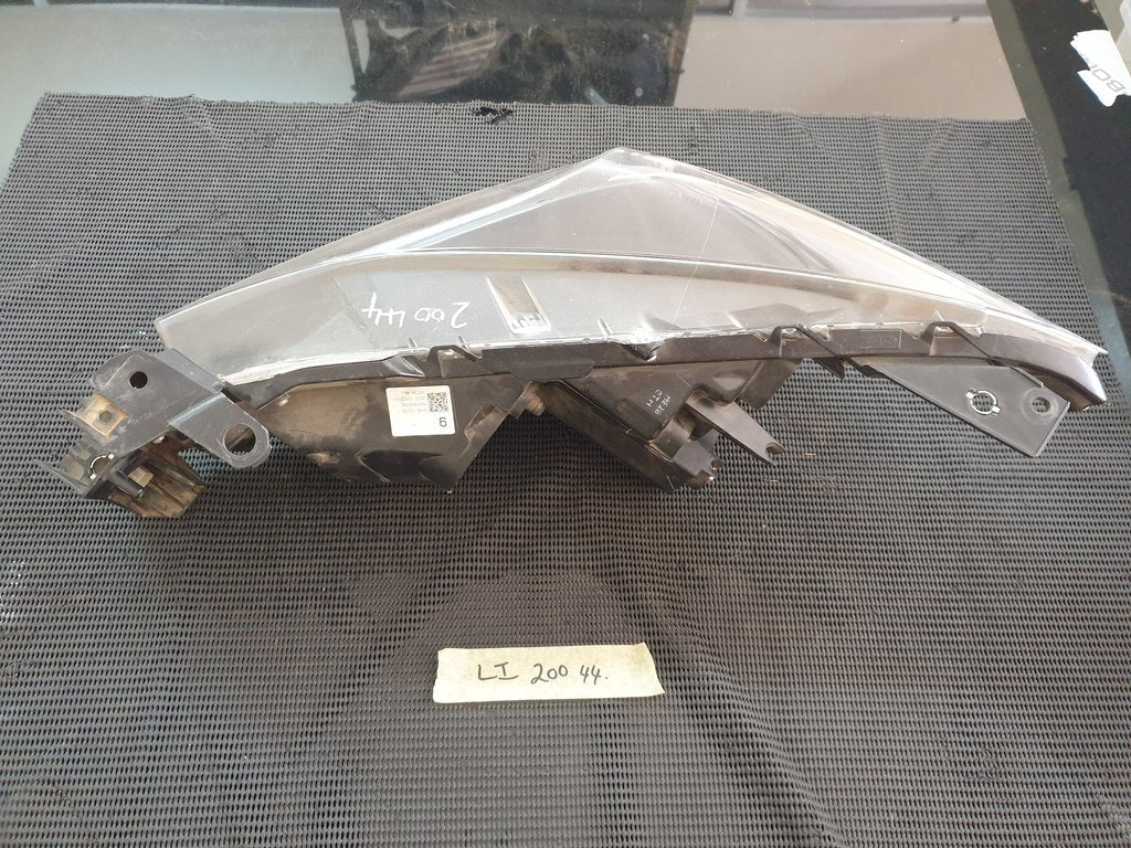 Mazda 3 Right Headlight