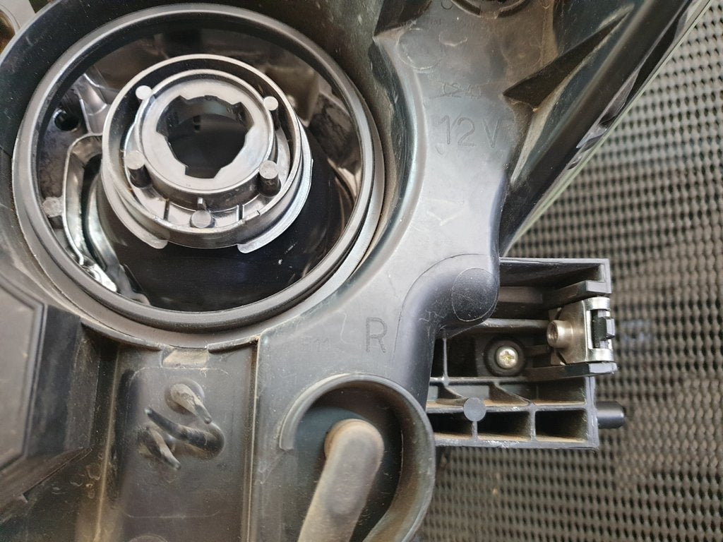 Mazda 3 Right Headlight