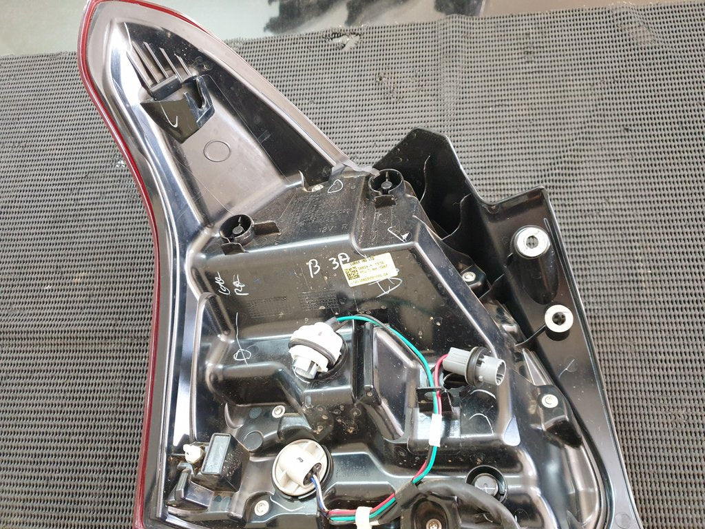 Suzuki Swift 3 Right Taillight
