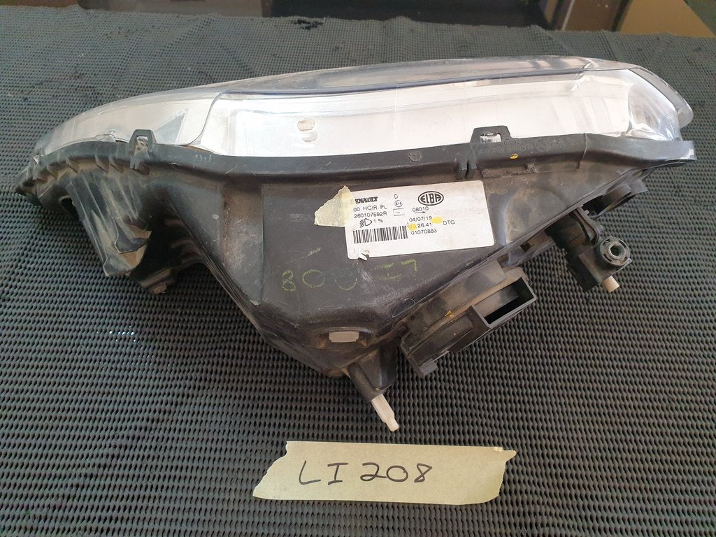 Nissan NP200 Right Headlight