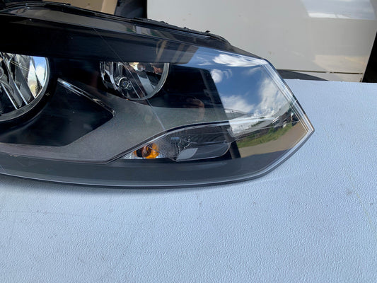 Volkswagen Polo Right Headlight