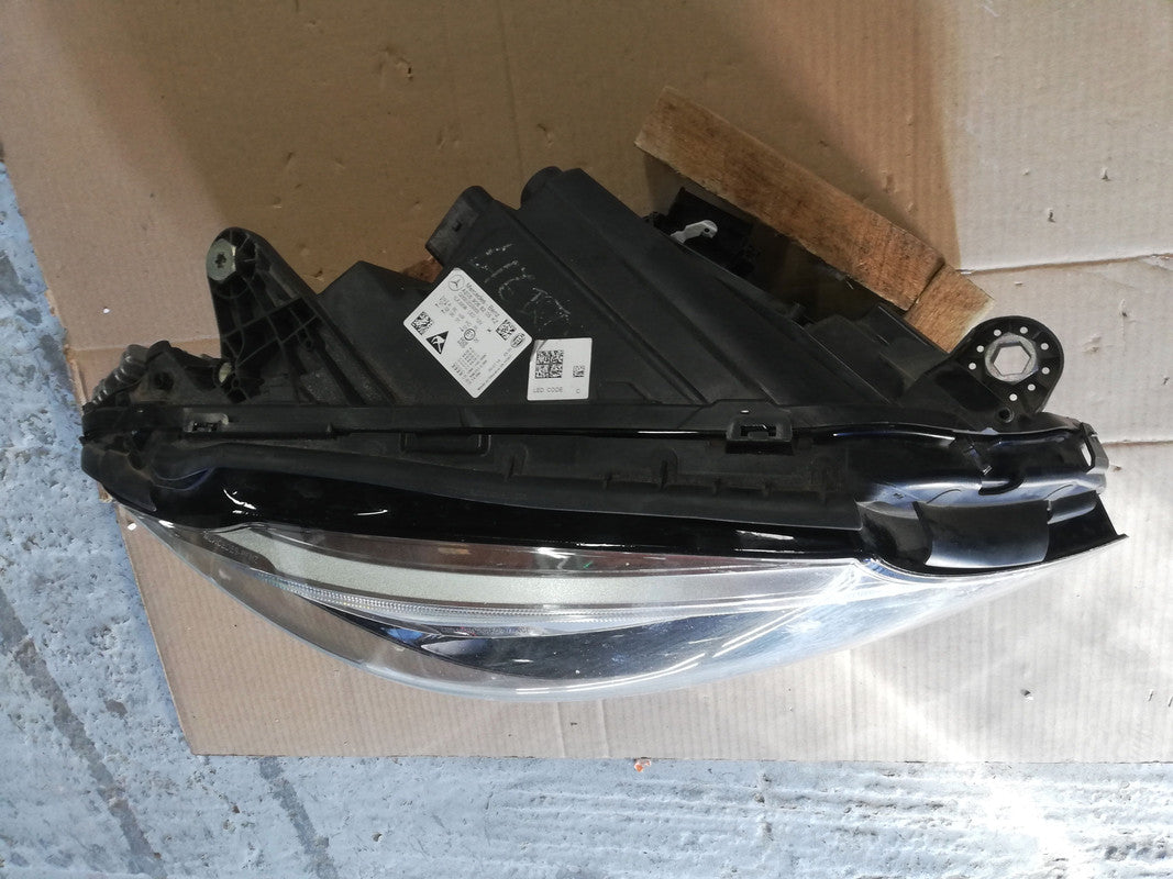 Mercedes-Benz C-Class W205 Right Headlight