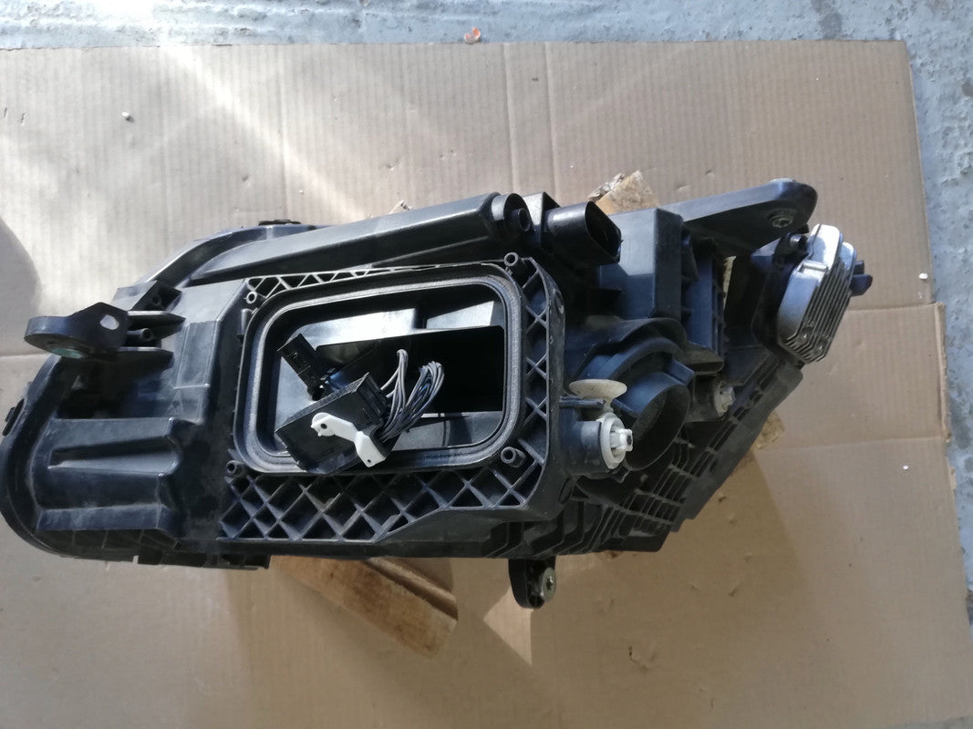 Mercedes-Benz C-Class W205 Right Headlight