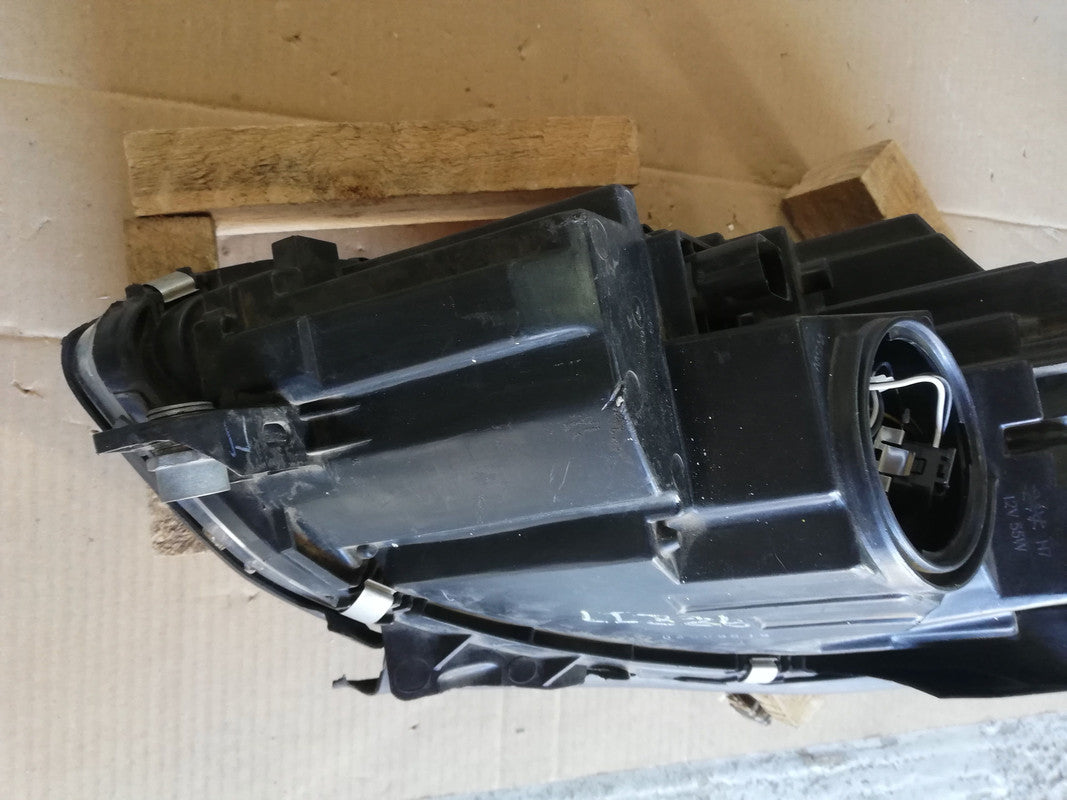 Mercedes-Benz Aftermarket C-Class W204 Left Headlight