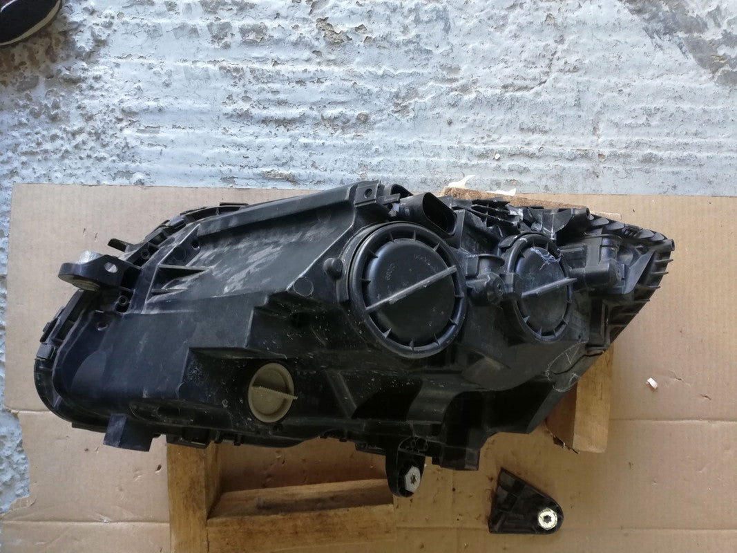 Mercedes-Benz C-Class W205 Right Headlight