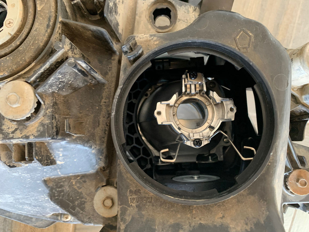 Toyota Fortuner Left Headlight