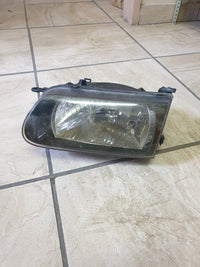 Toyota Tazz 2001 Left Headlight