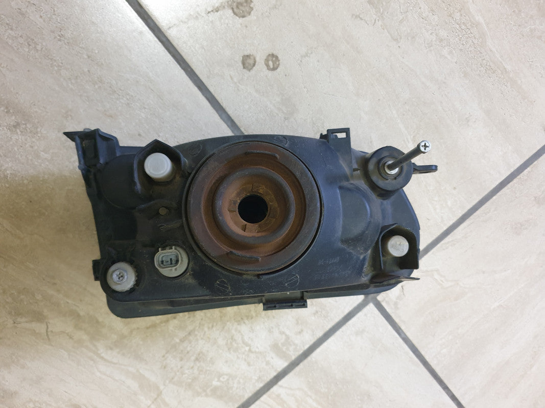 Toyota Tazz 2001 Left Headlight