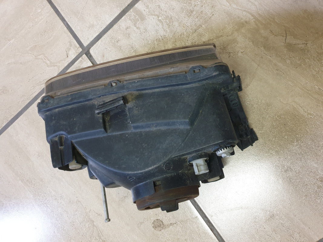 Toyota Tazz 2001 Left Headlight