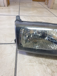 Toyota Tazz 2001 Right Headlight