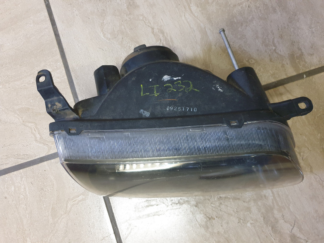 Toyota Tazz 2001 Right Headlight