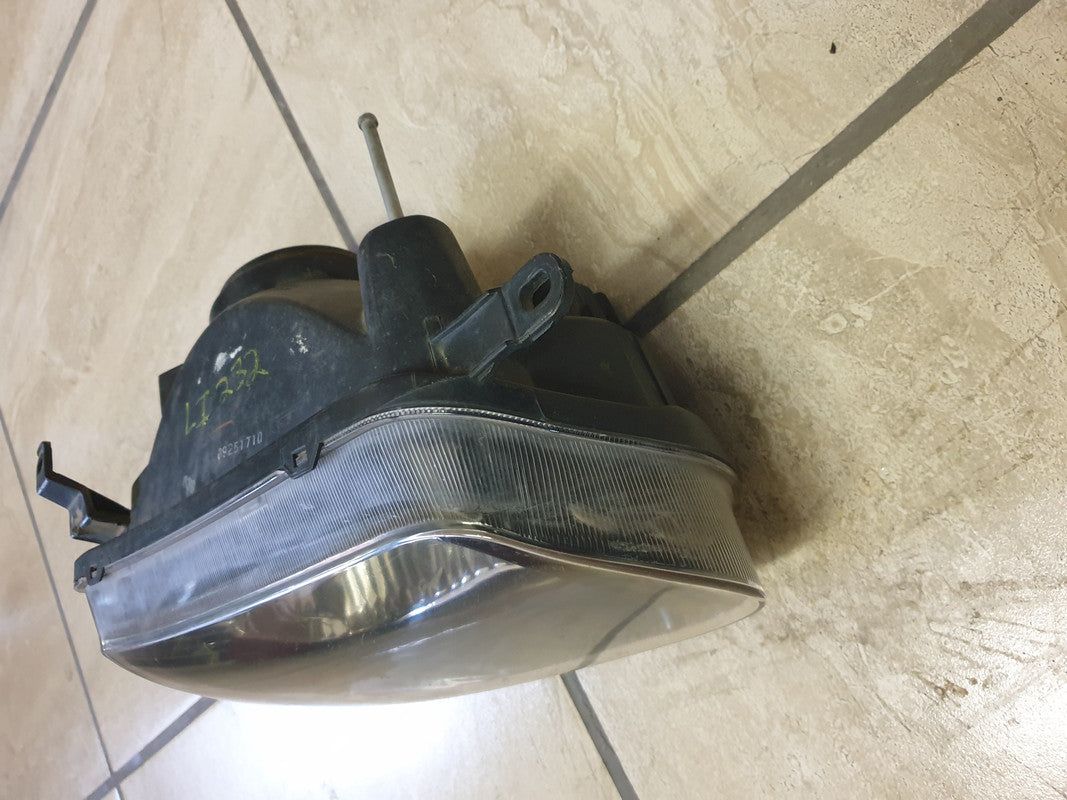 Toyota Tazz 2001 Right Headlight