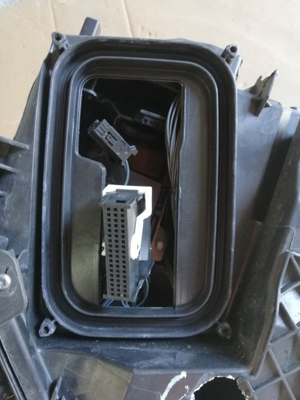 Mercedes-Benz GLA W156 Left Headlight