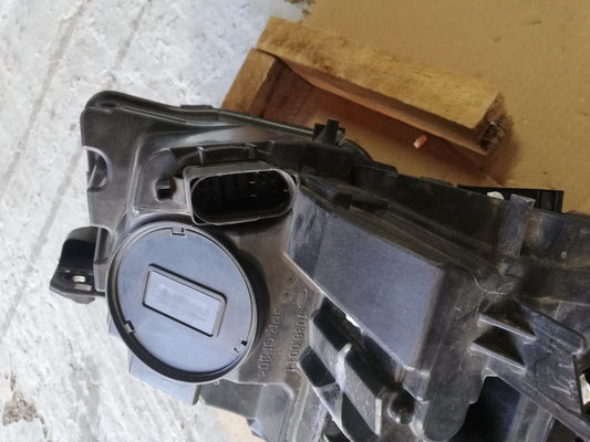 Mercedes-Benz CLA W117 Left Headlight