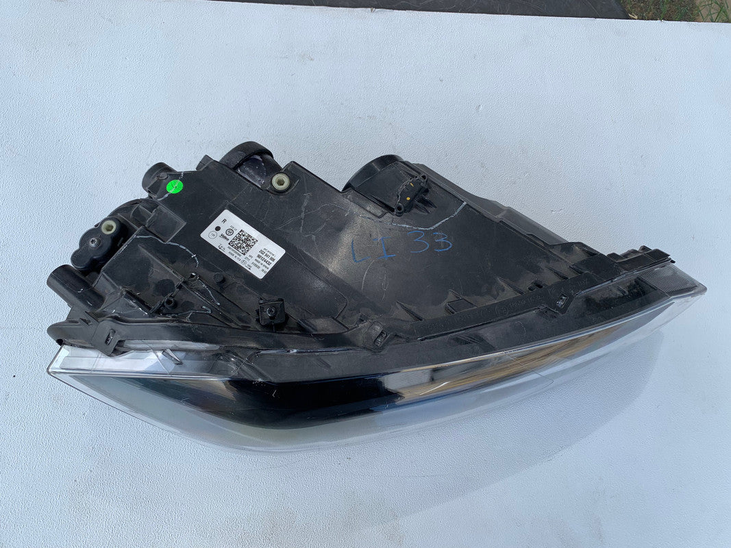 Volkswagen Polo Right Headlight