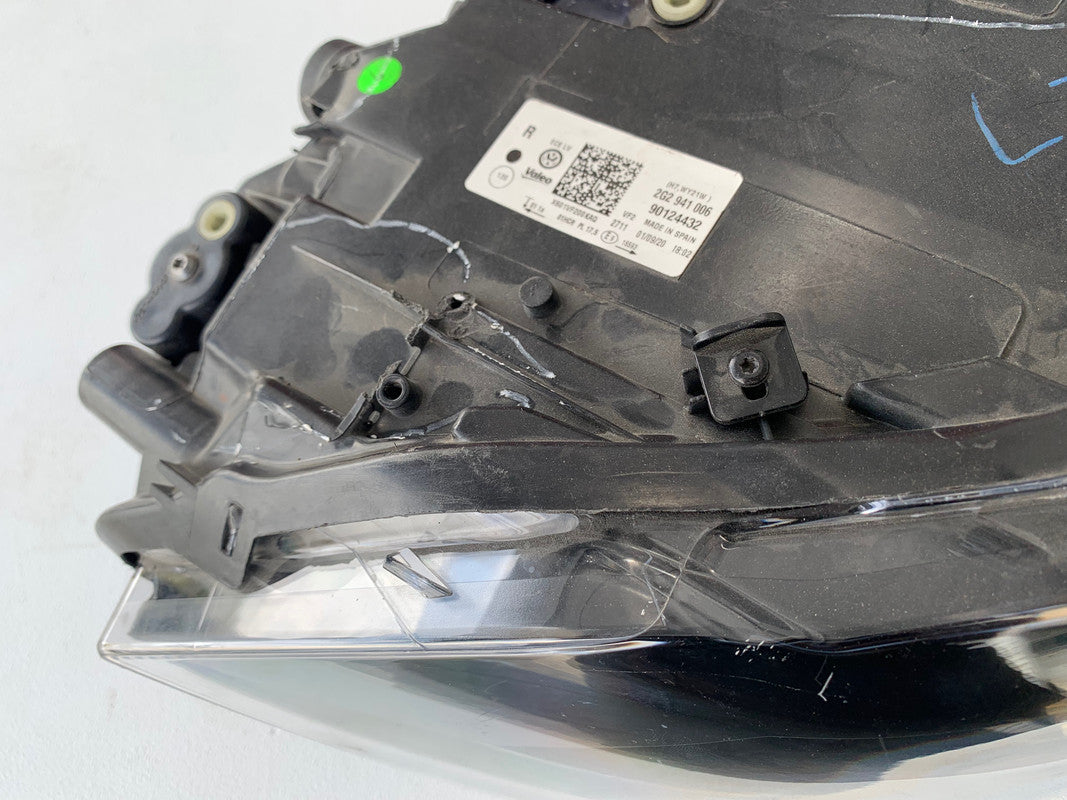 Volkswagen Polo Right Headlight