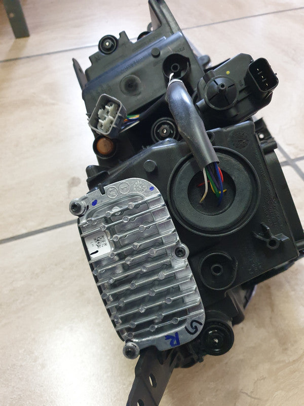 Toyota Urban Cruiser Left Headlight