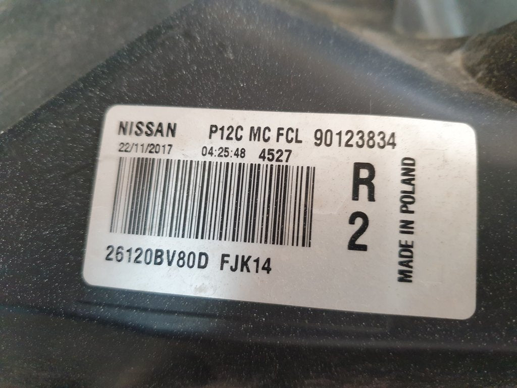 Nissan Juke Right Headlight