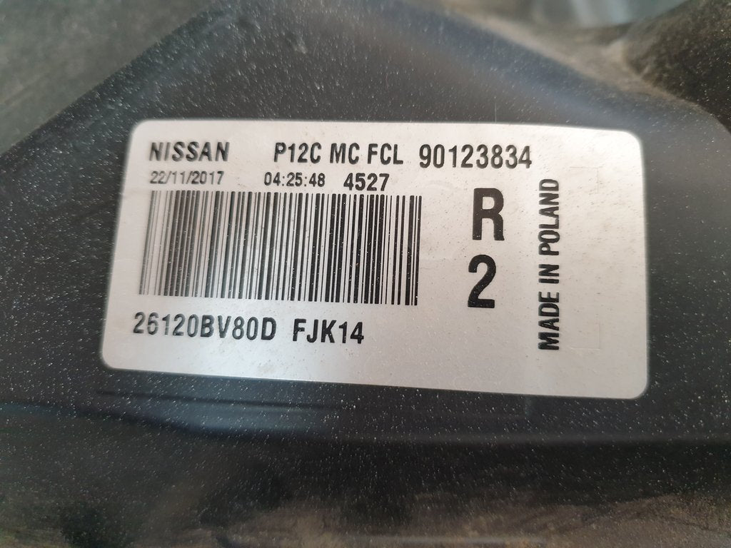 Nissan Juke Right Headlight