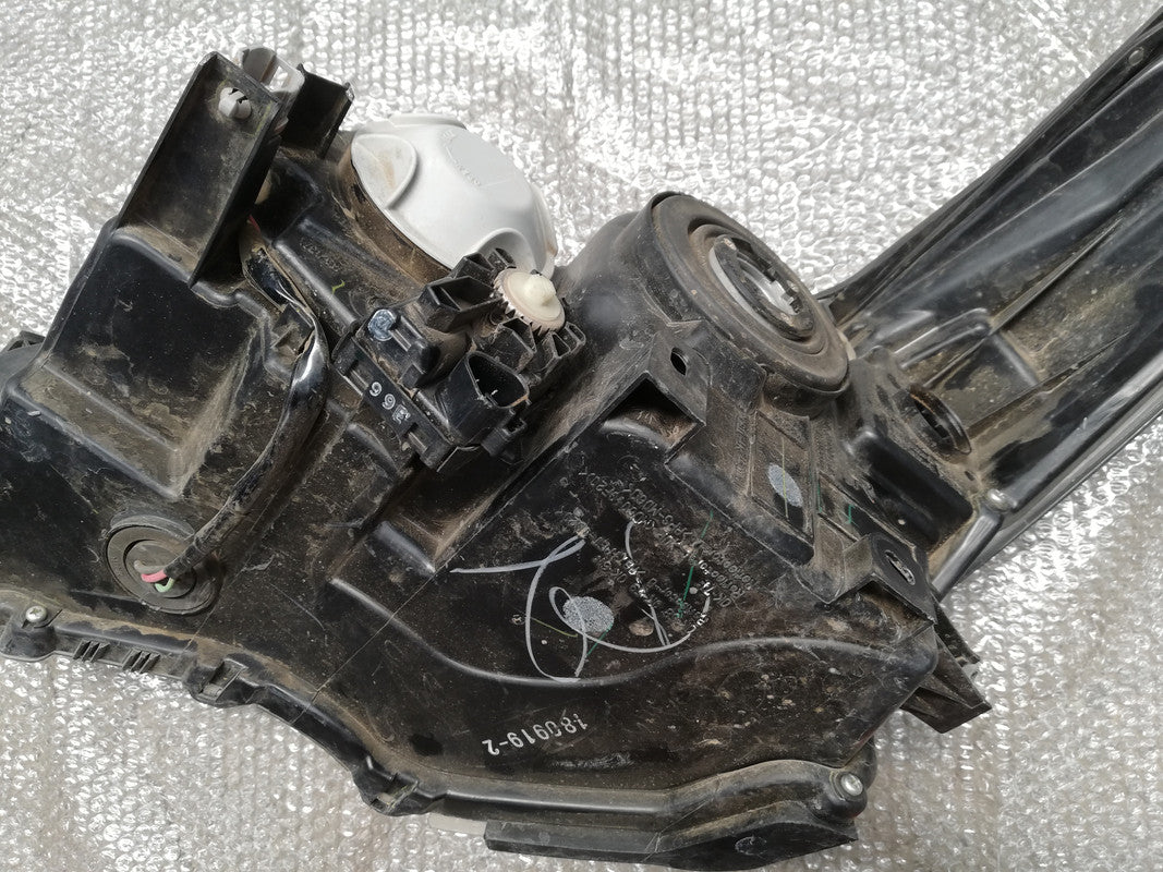 Toyota Fortuner YF4 2019 Right Headlight