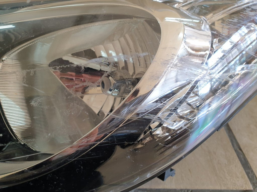 Hyundai Elantra 2011, 2012, 2013 Left Headlight