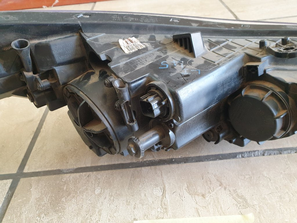 Hyundai Elantra 2011, 2012, 2013 Left Headlight