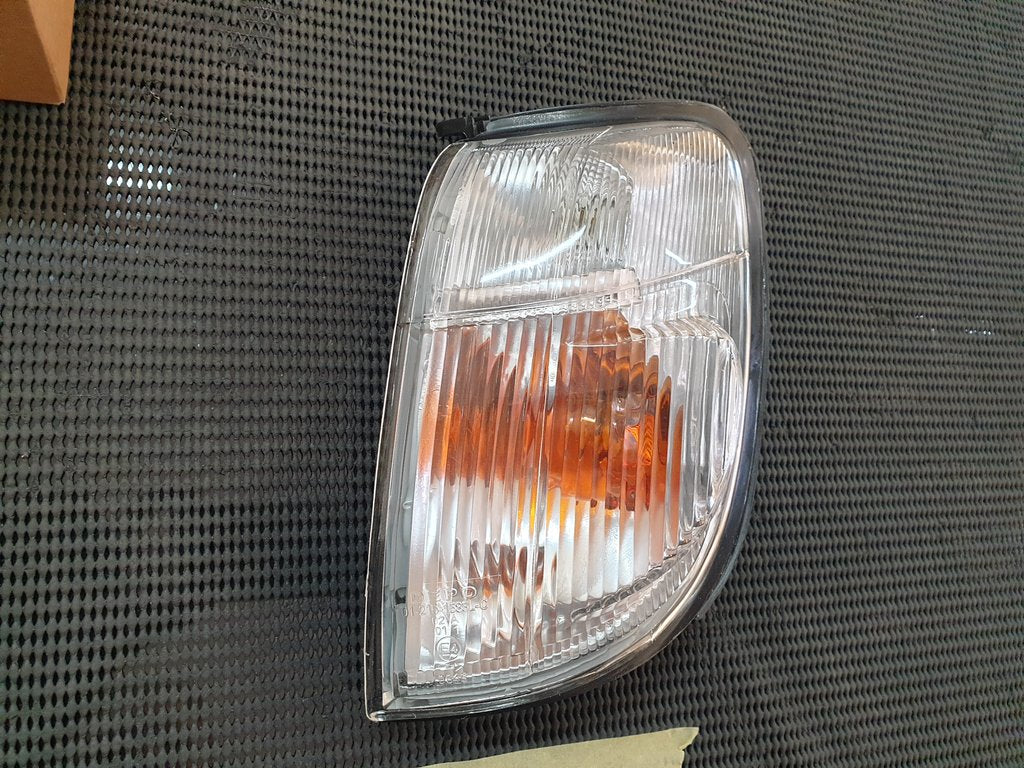 Nissan Aftermarket Hardbody Left Front Outer Lamp