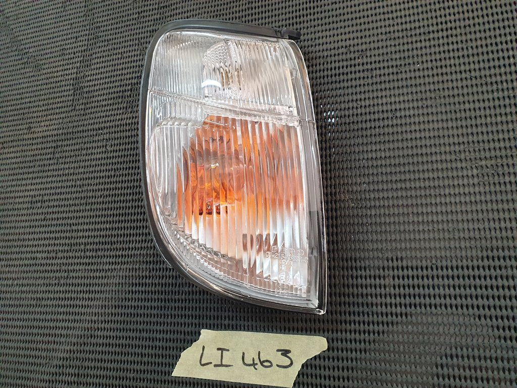 Nissan Aftermarket Hardbody Right Front Outer Lamp