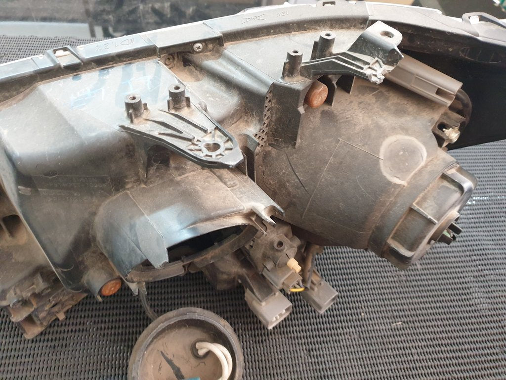 Mitsubishi ASX Right Headlight
