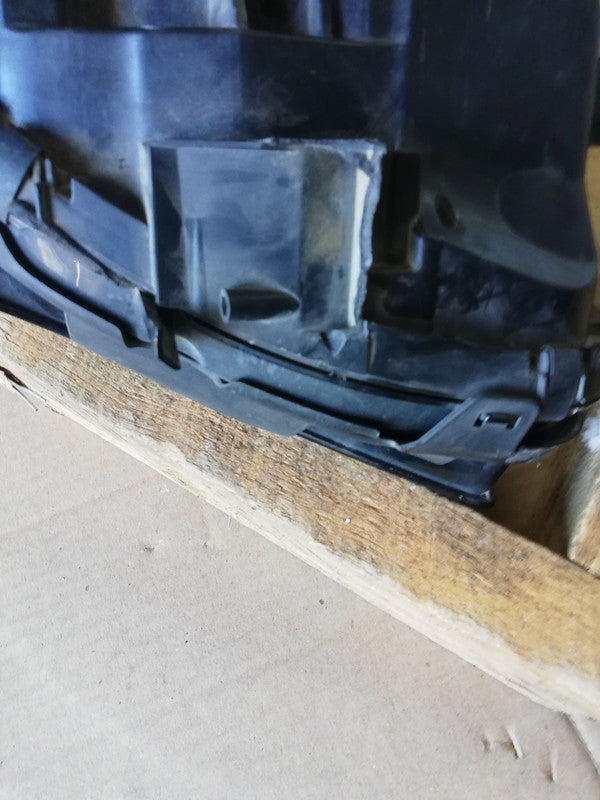 Mercedes-Benz C-Class W205 Right Headlight