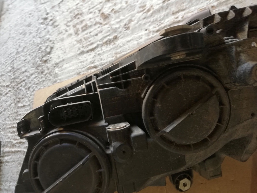 Mercedes-Benz C-Class W205 Right Headlight