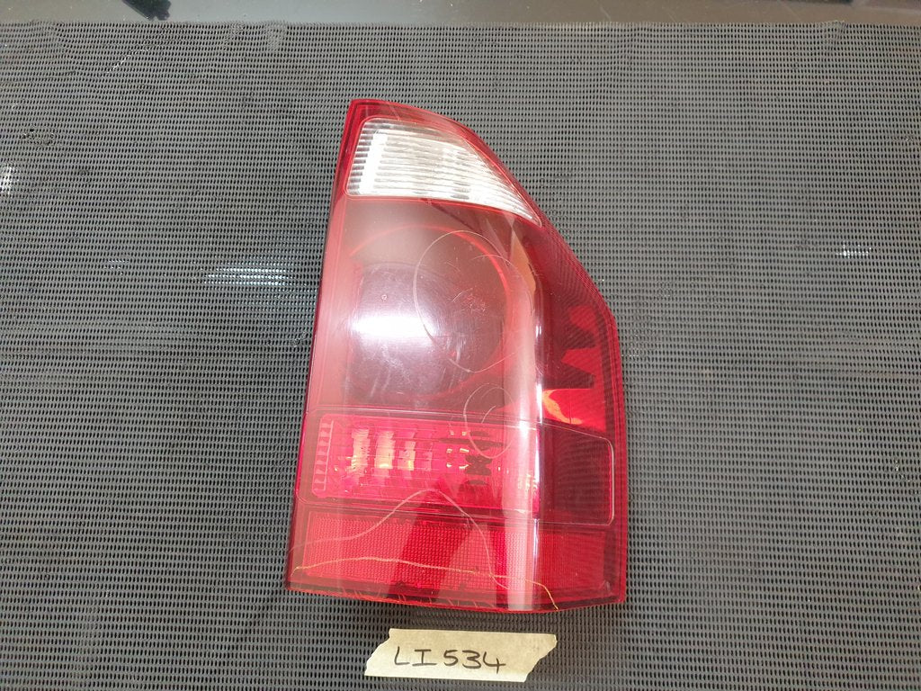 Mitsubishi Pajero 2003, 2004, 2005 Right Rear Taillight