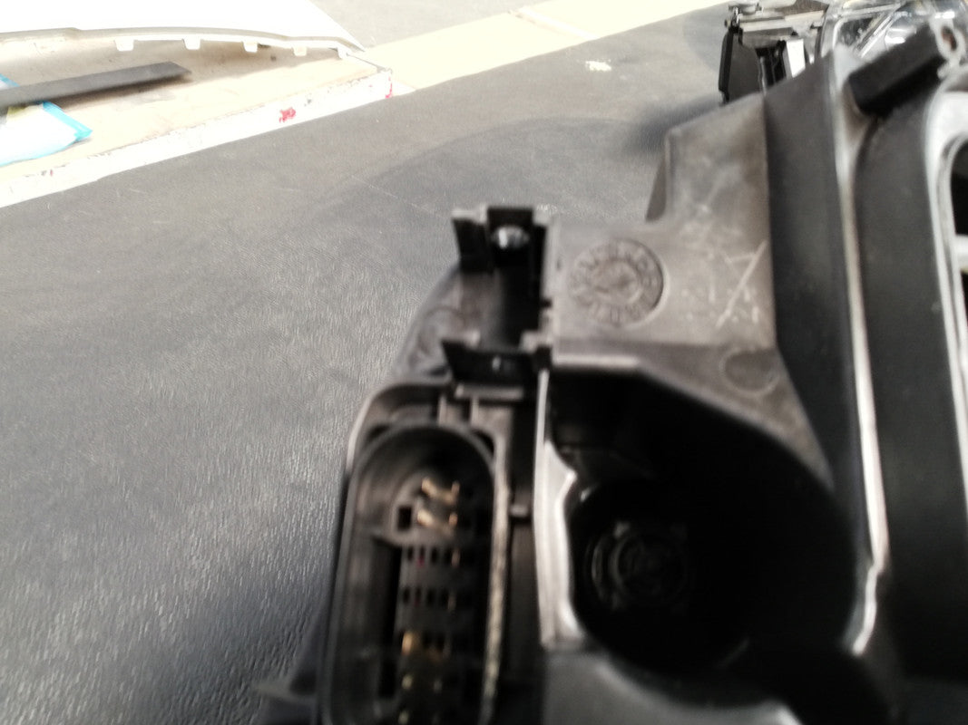 Mercedes-Benz C-Class W205, C180-C250, AMG Left Headlight