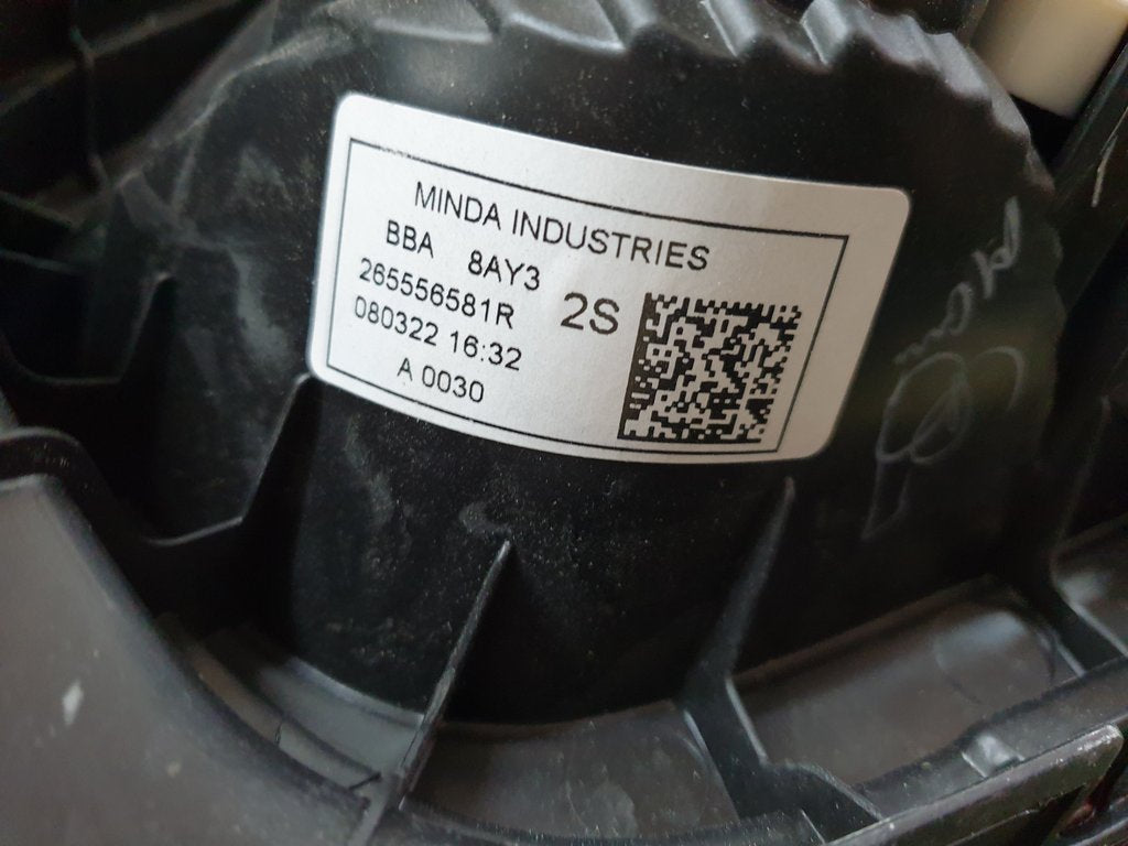 Renault Kwid 1.0 Express 2020 Left Taillight
