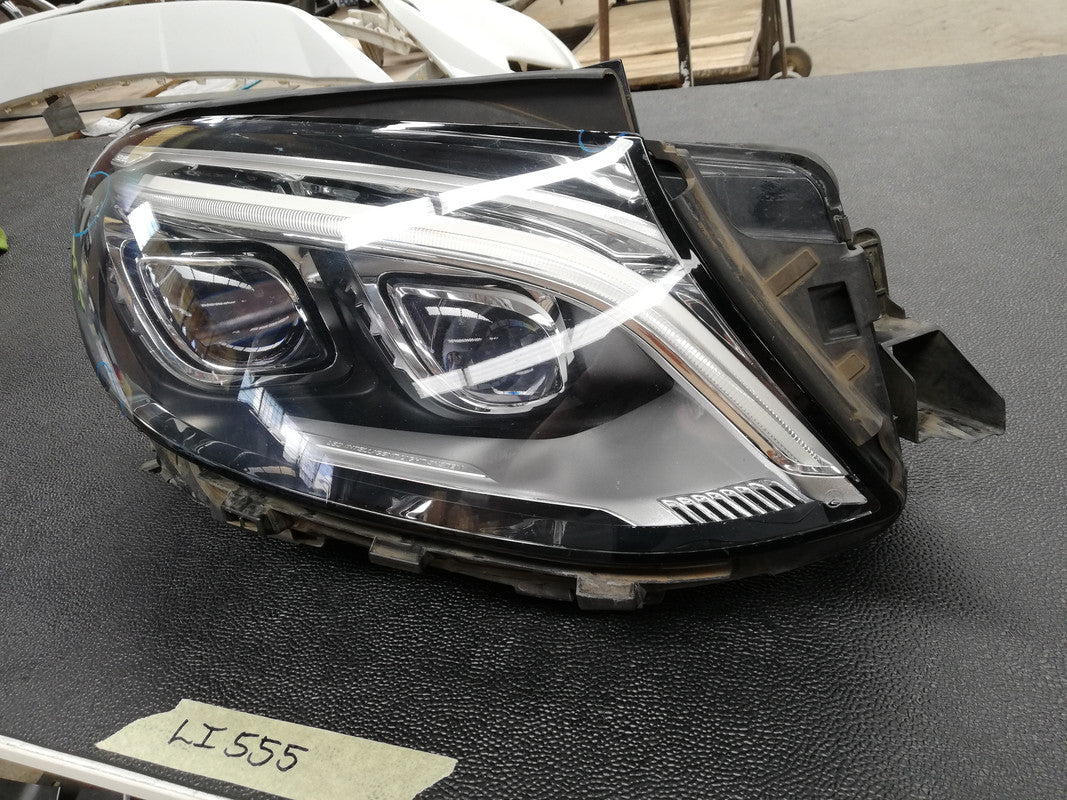 Mercedes-Benz GLE W166, 300 D 4MATIC 2016 Right Headlight