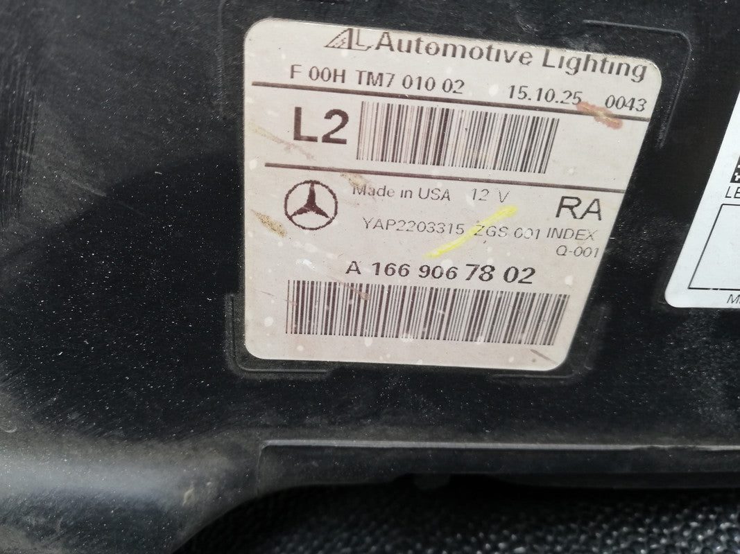 Mercedes-Benz GLE W166, 300 D 4MATIC 2016 Right Headlight