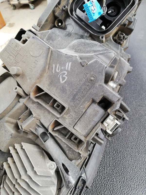 Mercedes-Benz GLE W166, 300 D 4MATIC 2016 Right Headlight