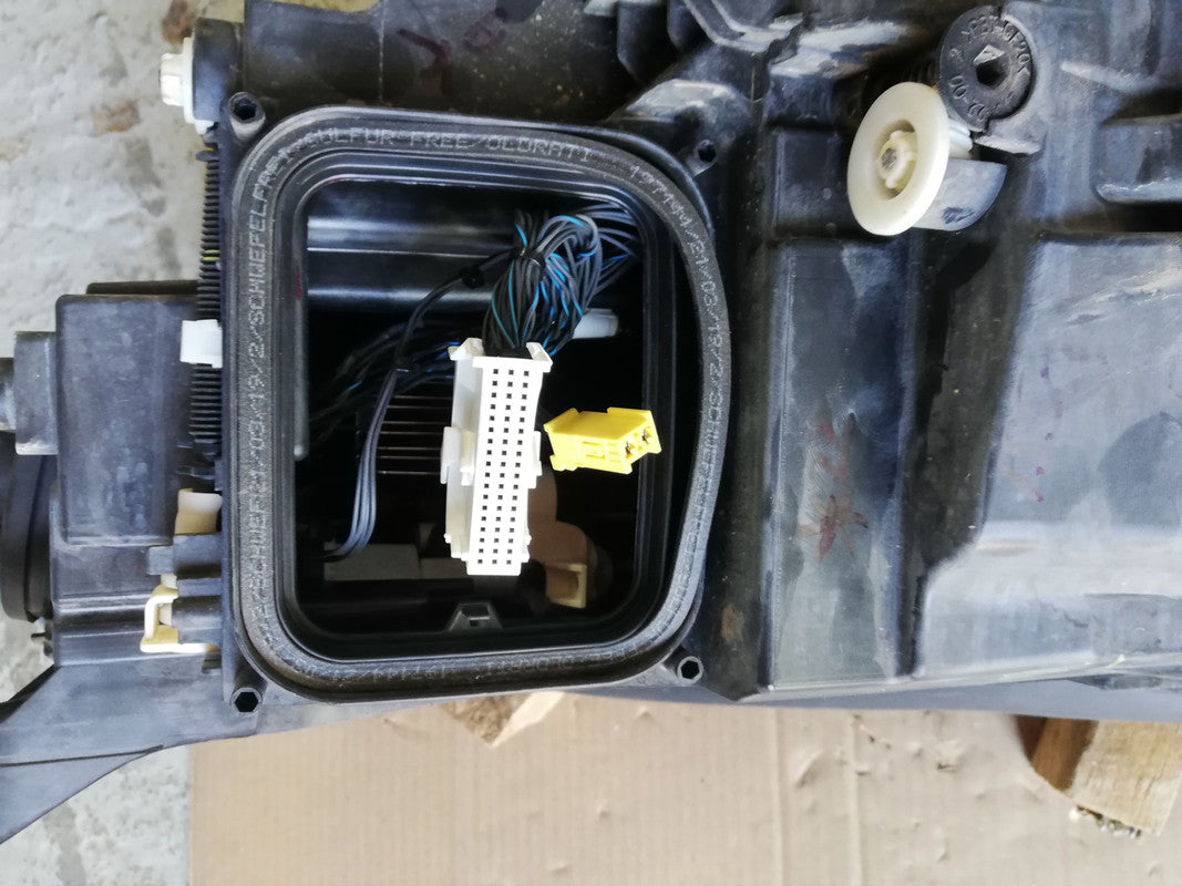 Mercedes-Benz GLE W167 Right Headlight