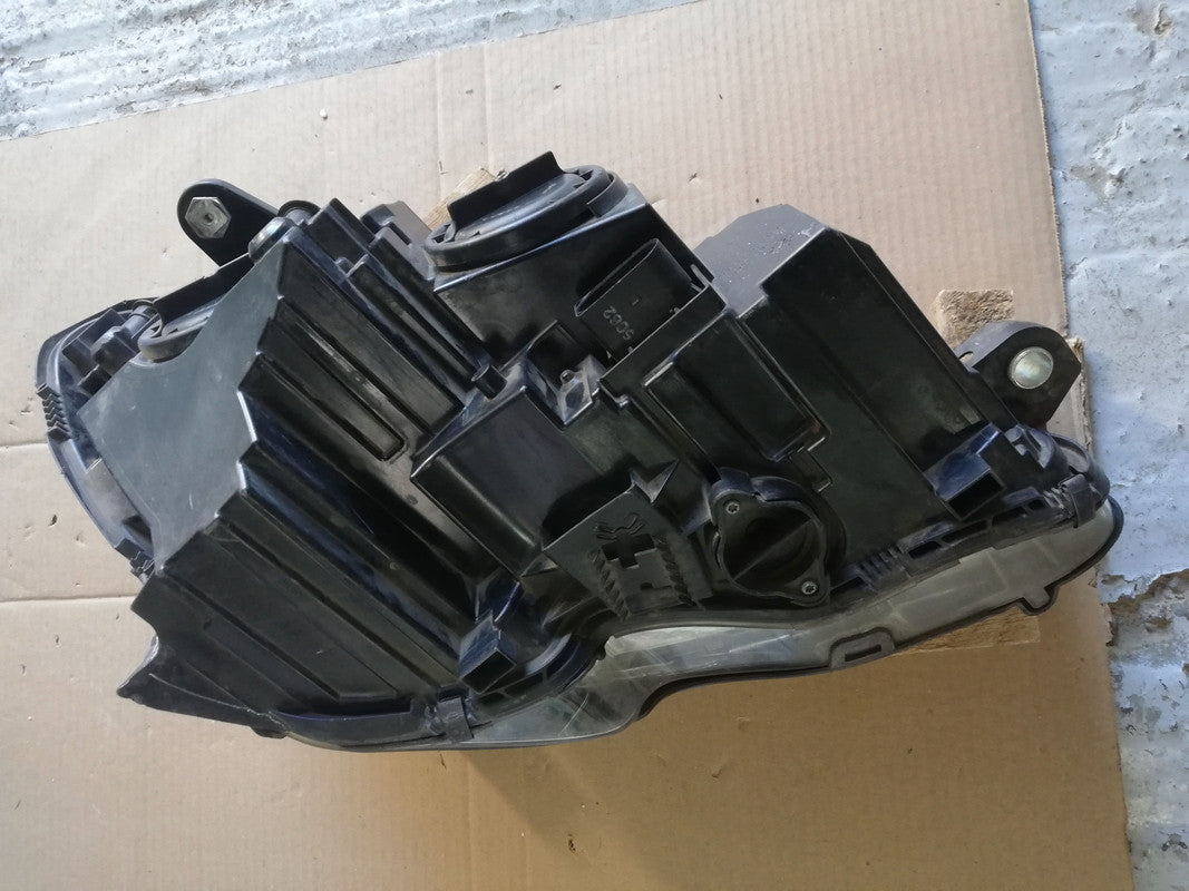 Mercedes-Benz C-Class W204 Left Headlight