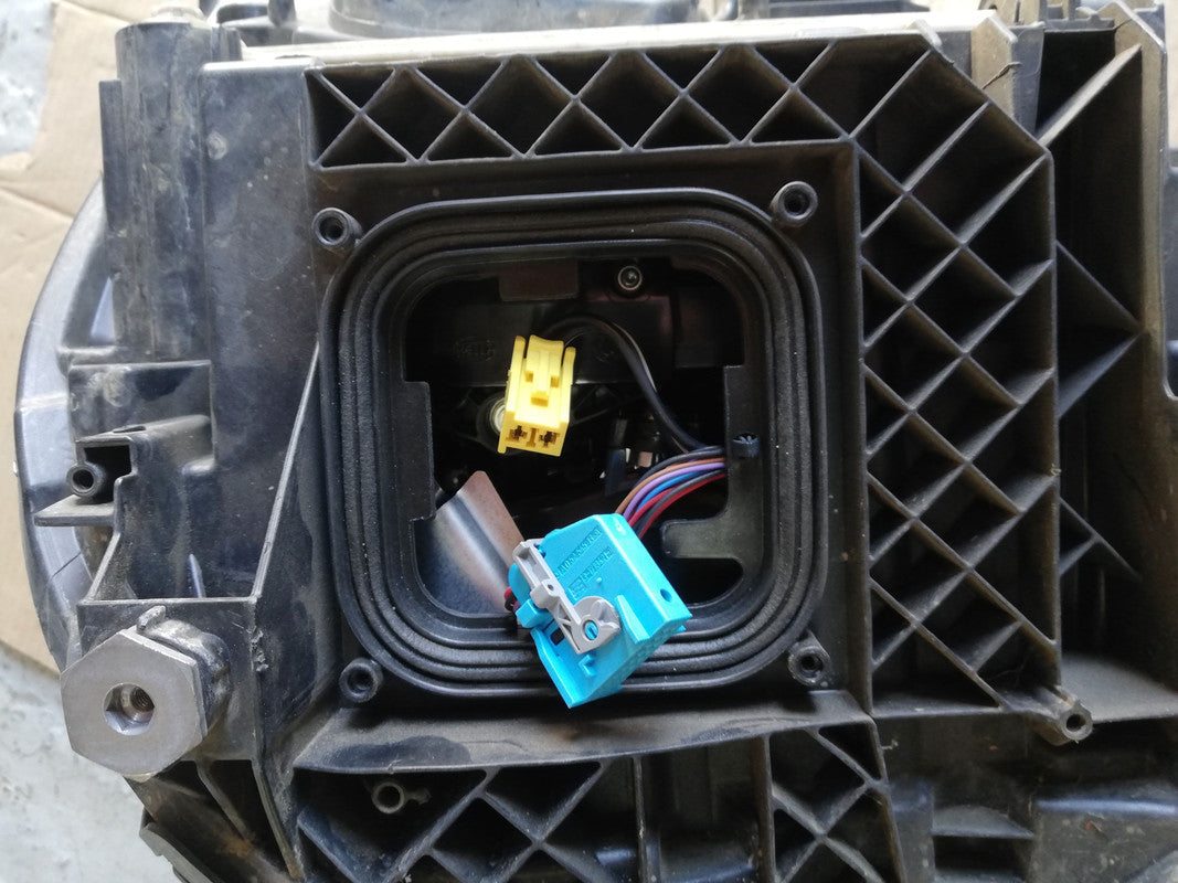 Mercedes-Benz E-Class W212, 2013, 2014, 2015, 2016 Left Headlight