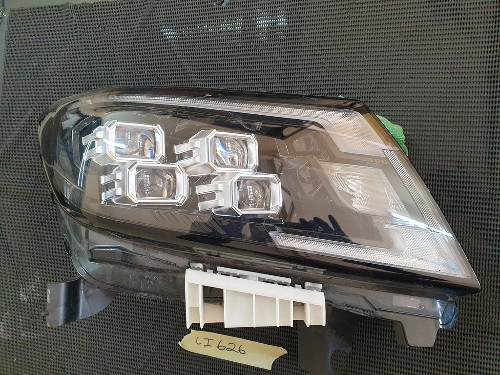 Nissan Navara Right Headlight