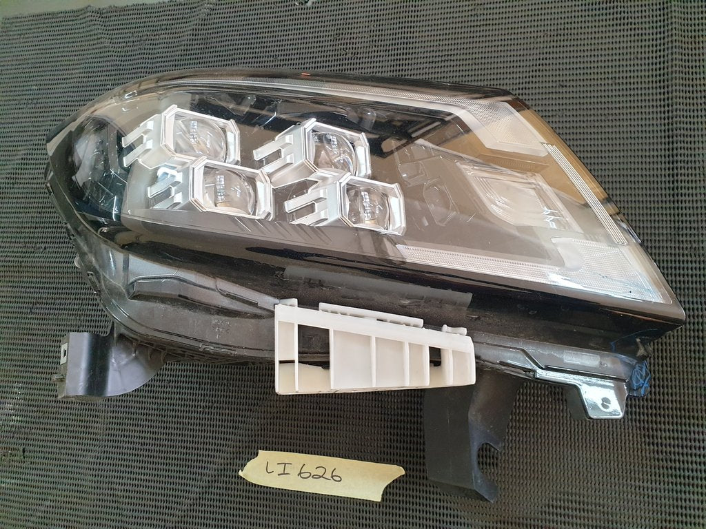 Nissan Navara Right Headlight