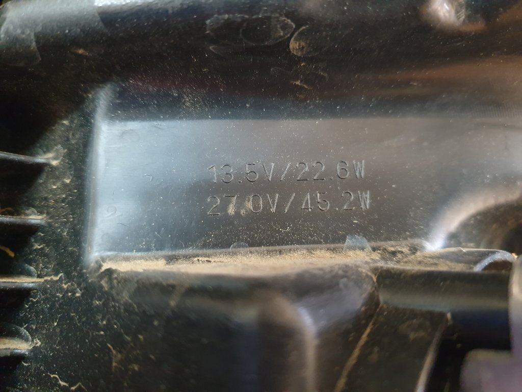 Nissan Navara Right Headlight