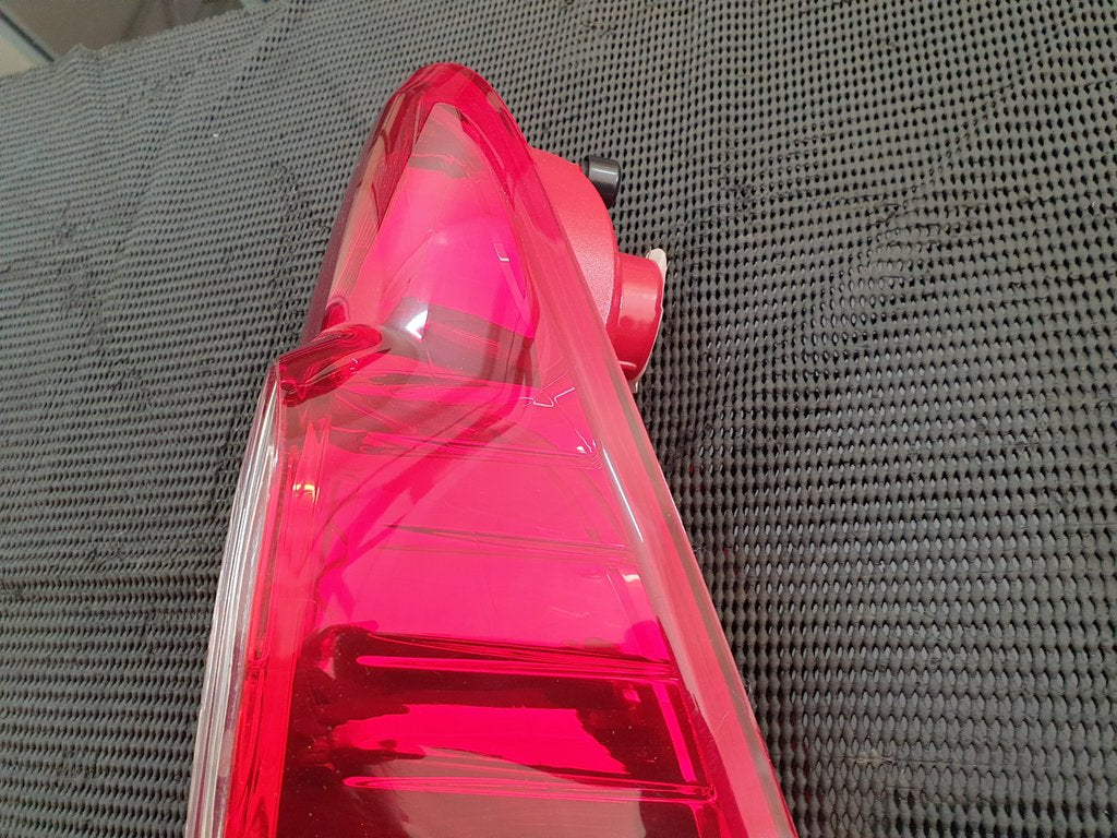 Isuzu Aftermarket D-Max, Kb250, Kb300 2008, 2009, 2010, 2011, 2012, 2013 Right Rear Taillight
