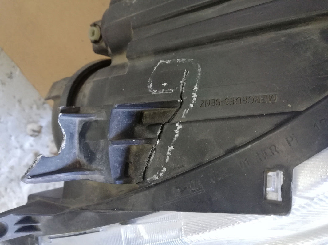 Mercedes-Benz Sprinter W907, 2021 Right Headlight