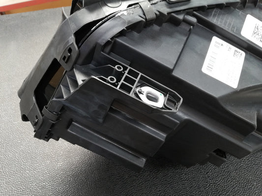 Mercedes-Benz GLA W156 2019 Right Headlight